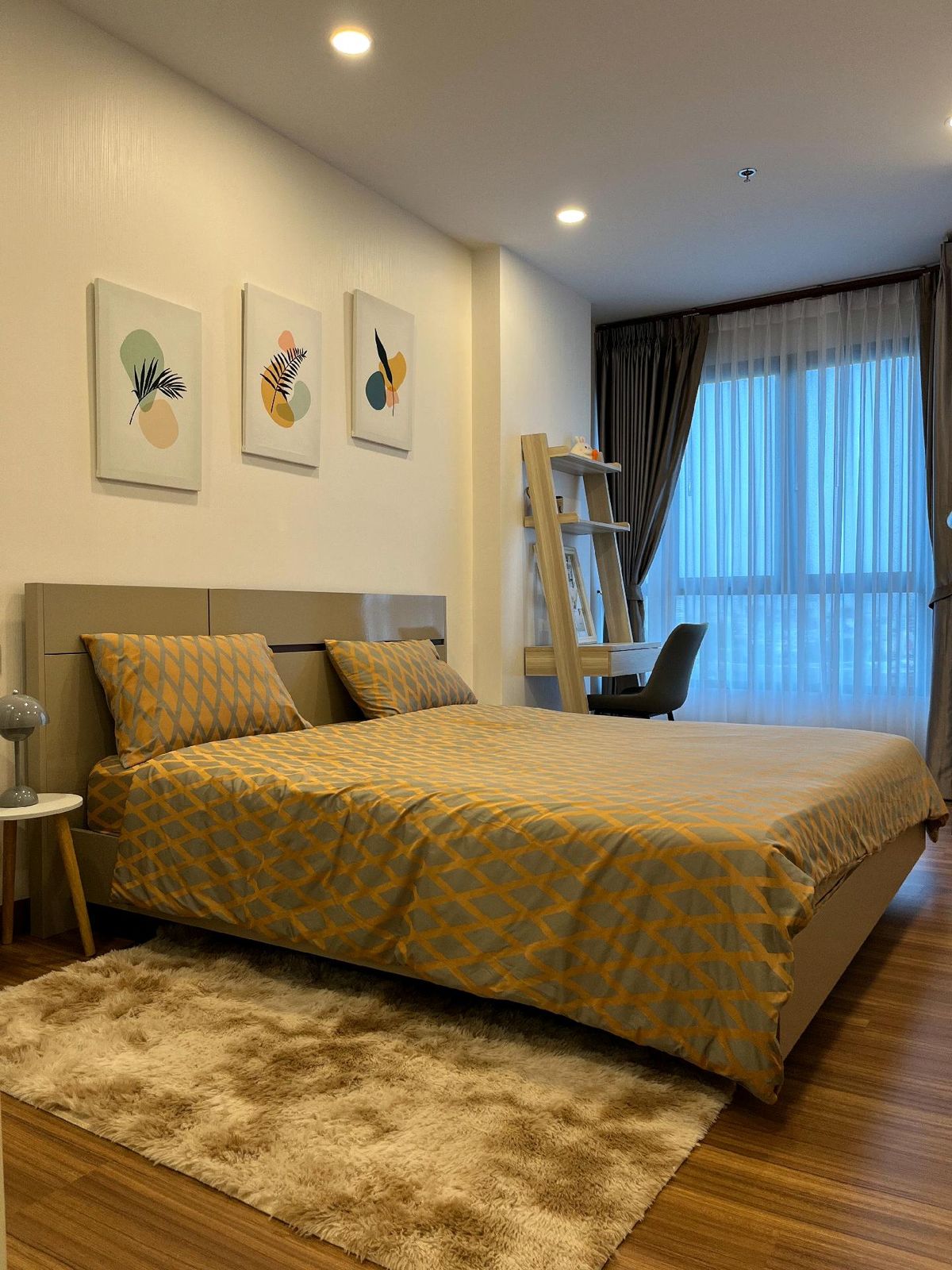 ให้เช่าคอนโดวงเวียนใหญ่ เจริญนคร : R E N T <Best rate> : Supalai Premier CharoenNakorn 1 Bed / 48 sqm / FL 10-15