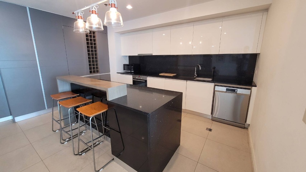 For RentCondoWongwianyai, Charoennakor : For Rent⭐Luxury Condo River View⭐3 Bedroom⭐132 Sq.m⭐Near ICONSIAM 