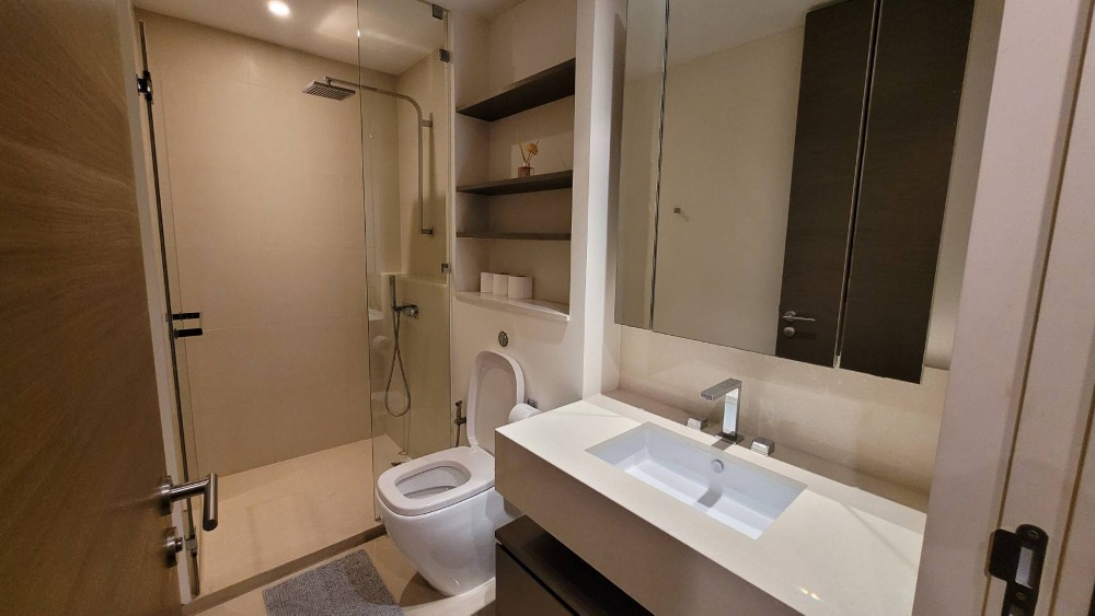 For RentCondoWongwianyai, Charoennakor : For Rent⭐Luxury Condo River View⭐3 Bedroom⭐132 Sq.m⭐Near ICONSIAM 