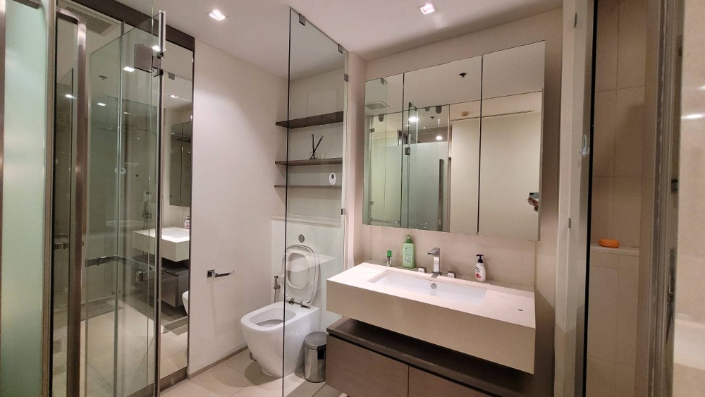 For RentCondoWongwianyai, Charoennakor : For Rent⭐Luxury Condo River View⭐3 Bedroom⭐132 Sq.m⭐Near ICONSIAM 