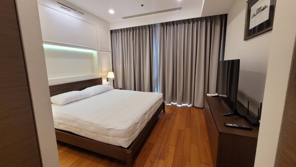 For RentCondoWongwianyai, Charoennakor : For Rent⭐Luxury Condo River View⭐3 Bedroom⭐132 Sq.m⭐Near ICONSIAM 