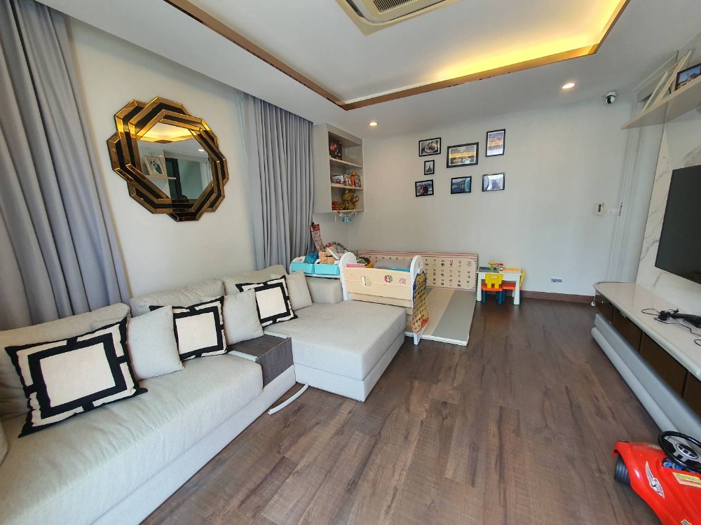 ขายบ้านเลียบทางด่วนรามอินทรา : ขายขาดทุน บ้านเดี่ยวหรู ระดับ Super Luxury โครงการบ้านกลางเมือง คลาสเซ่ (Baan Klang Muang CLASSE) เกษตรนวมินทร์ สุคันธสวัสดิ์ มัยลาภ