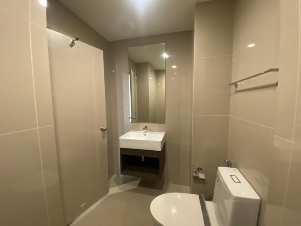 For SaleCondoPinklao, Charansanitwong : River view 26 sq m. 2.99 million baht. Interested, please contact call/Line 0646428664 Patch