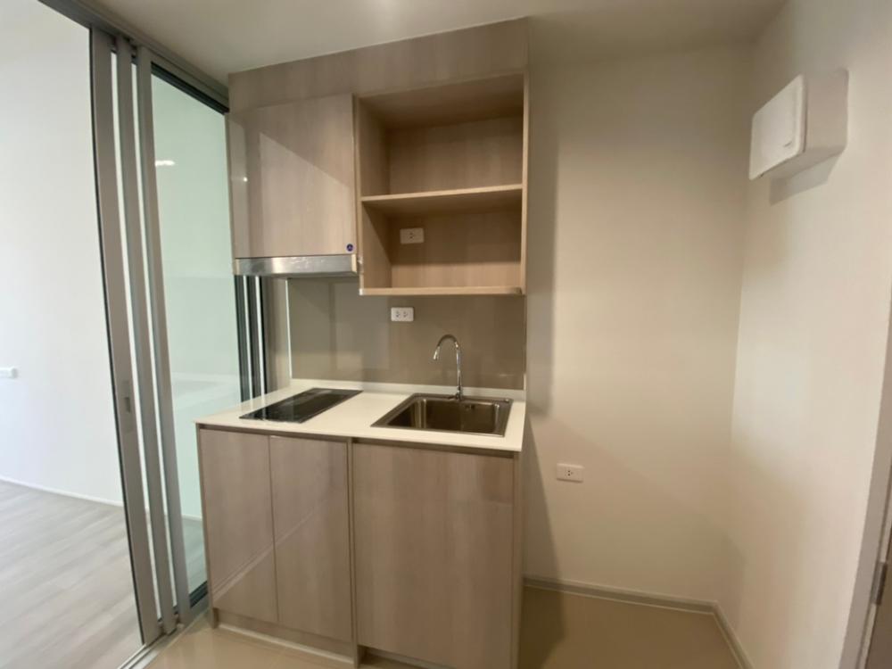 For SaleCondoPinklao, Charansanitwong : River view 26 sq m. 2.99 million baht. Interested, please contact call/Line 0646428664 Patch