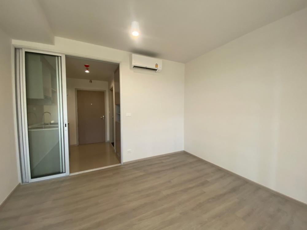 For SaleCondoPinklao, Charansanitwong : River view 26 sq m. 2.99 million baht. Interested, please contact call/Line 0646428664 Patch