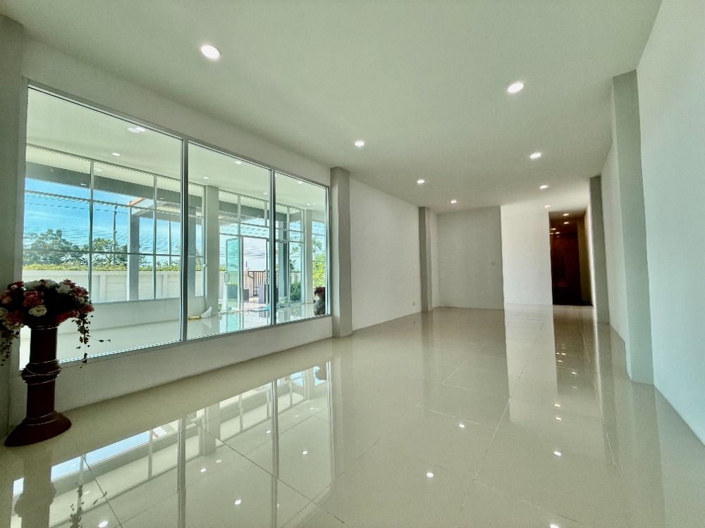 ขายโรงงานลาดกระบัง สุวรรณภูมิ : ขายโรงงานสำเร็จรูป+สำนักงาน พร้อม ที่ดิน 3 ไร่ ติดโครงข่ายระบบโลจิสติกส์สุวรรณภูมิ