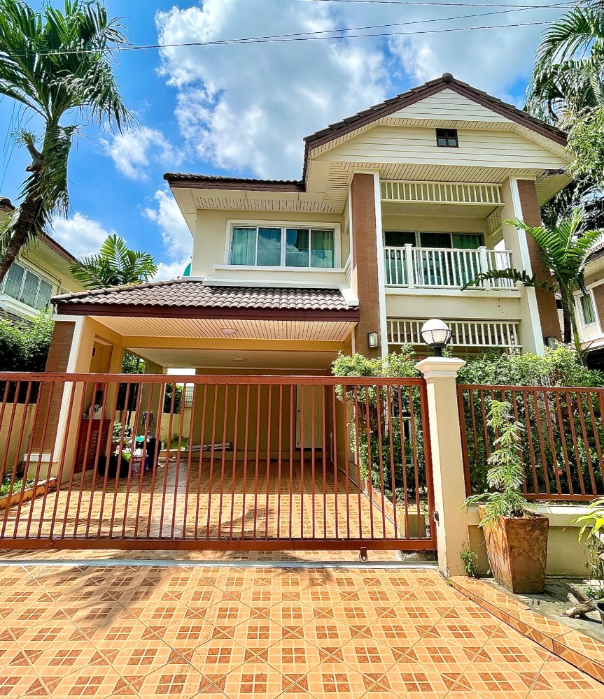 For RentHouseSeri Thai, Ramkhamhaeng Nida : House in Sammagorn for RENT! Fully furnished!