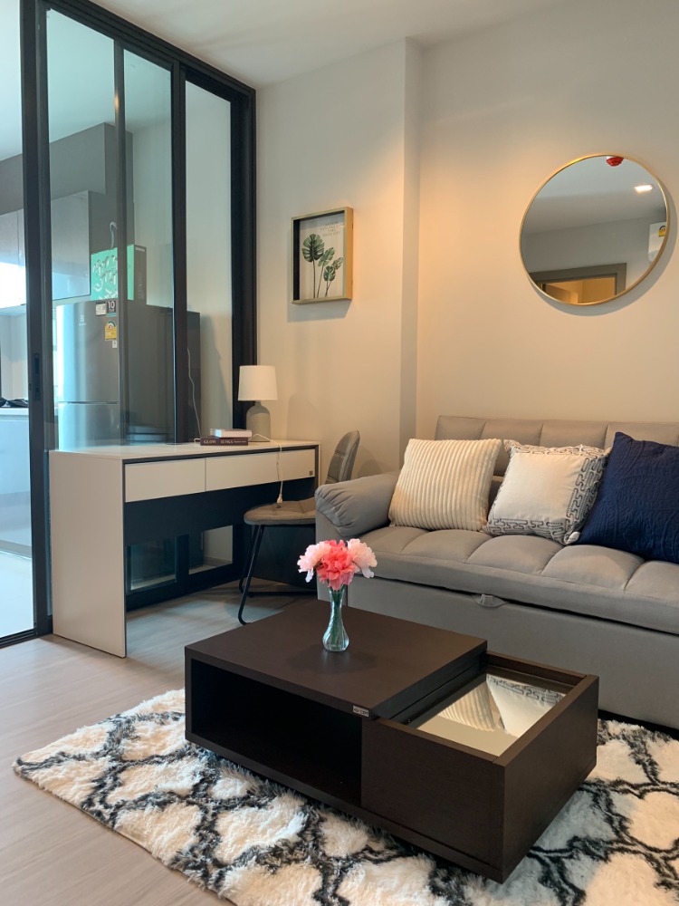 ให้เช่าคอนโดพระราม 9 เพชรบุรีตัดใหม่ RCA : 🎯ให้เช่า Life Asoke Rama9 fully furnished ชั้นสูง ตำแหน่งดี ไม่ร้อน