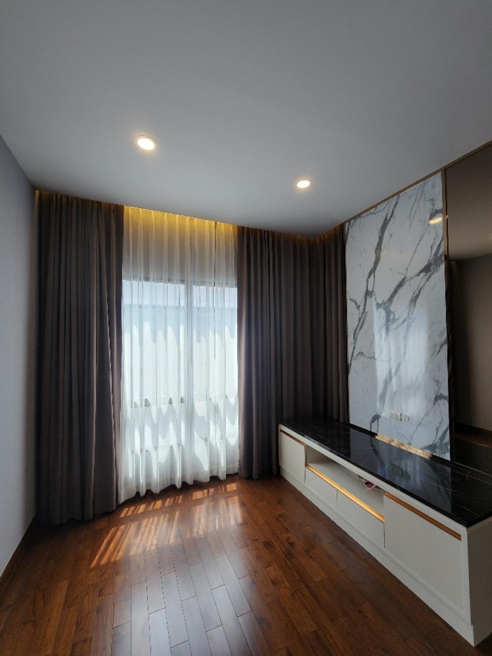 ขายบ้านปิ่นเกล้า จรัญสนิทวงศ์ : 🎉ขายบ้านเดี่ยวพร้อมอยู่ โครงการ The City ปิ่นเกล้า บรม ซ.60 หลังใหญ่ พื้นที่ใช้สอยเยอะ ทำเลเดินทางสะดวก