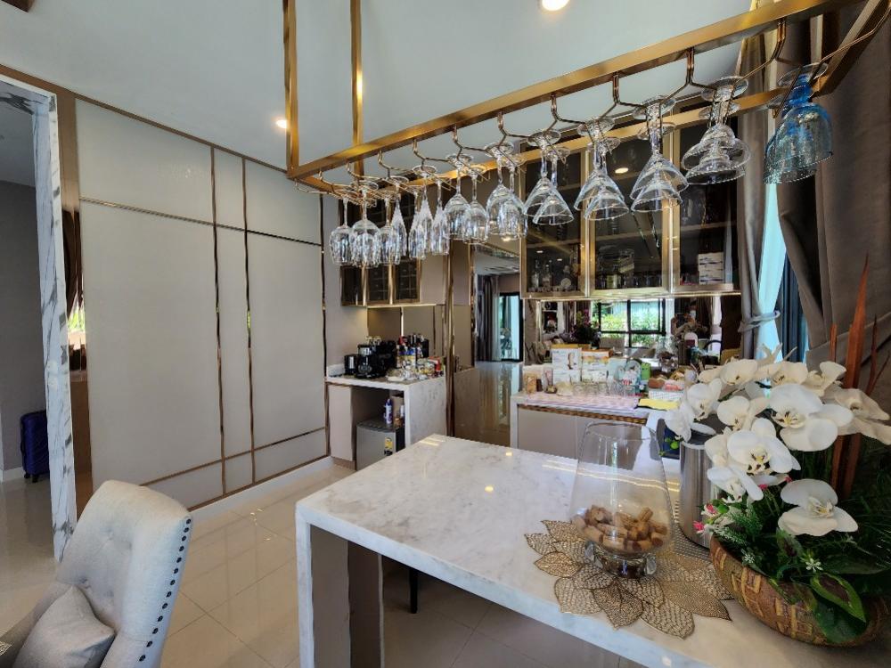 ขายบ้านปิ่นเกล้า จรัญสนิทวงศ์ : 🎉ขายบ้านเดี่ยวพร้อมอยู่ โครงการ The City ปิ่นเกล้า บรม ซ.60 หลังใหญ่ พื้นที่ใช้สอยเยอะ ทำเลเดินทางสะดวก