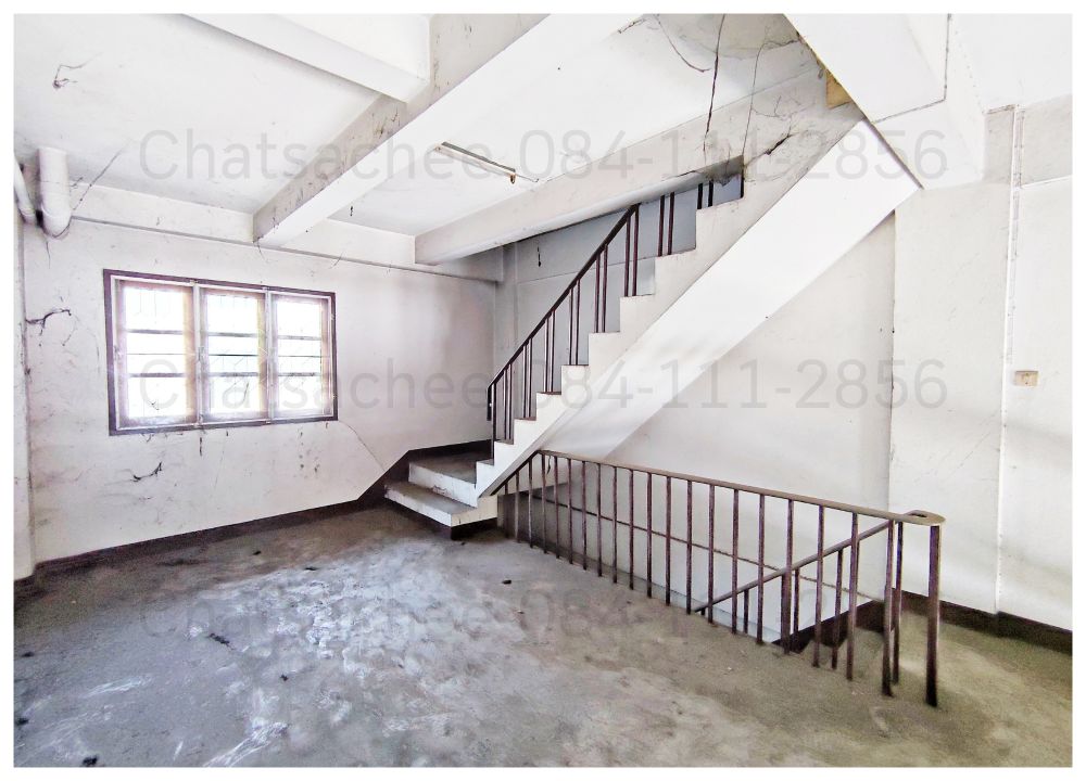 ขายอาคารพาณิชย์เชียงใหม่ : ขายตึกพาณิชย์ 4.5 ชั้น 2 คูหา ติดถนนซุปเปอร์ไฮเวย์ CBD ใกล้เซ็นทรัลเฟสฯ ทำเลทอง จ.เชียงใหม่