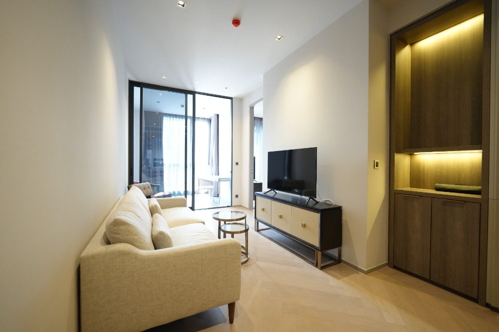 For RentCondoSathorn, Narathiwat : +++Urgent rent+++ The Reserve Sathorn ** 1 bedroom, size 57 sq m., fully furnished, ready to move in.