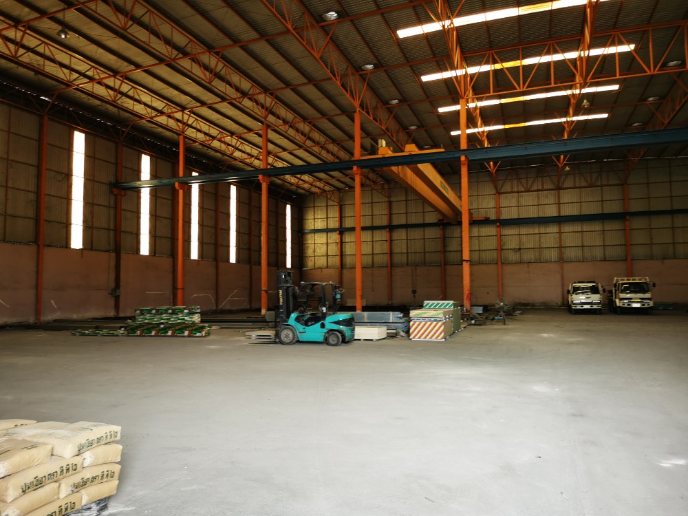 For SaleWarehousePathum Thani,Rangsit, Thammasat : Large warehouse with office and retail space for sale!