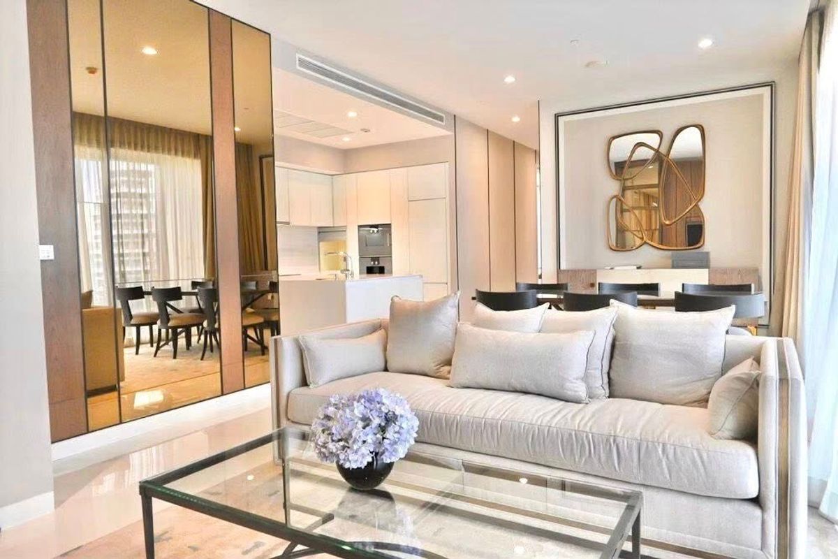 ให้เช่าคอนโดสุขุมวิท อโศก ทองหล่อ : Vittorio Sukhumvit 39 (For Rent ) 2 Bed 3 Bath. 127 sqm. *Rent 150,000 THB per month CODE0547