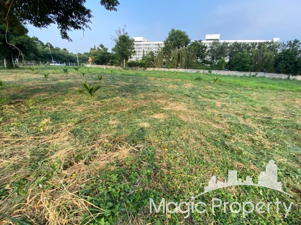 For SaleLandPattaya, Bangsaen, Chonburi : 5 Rai Land For Sale in Jomtien Second Road, Muang Pattaya, Chon Buri