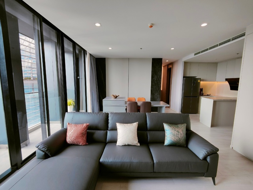 For RentCondoWitthayu, Chidlom, Langsuan, Ploenchit : Brand new modern luxury Noble Ploenchit 2bedroom2bathroom with private lift