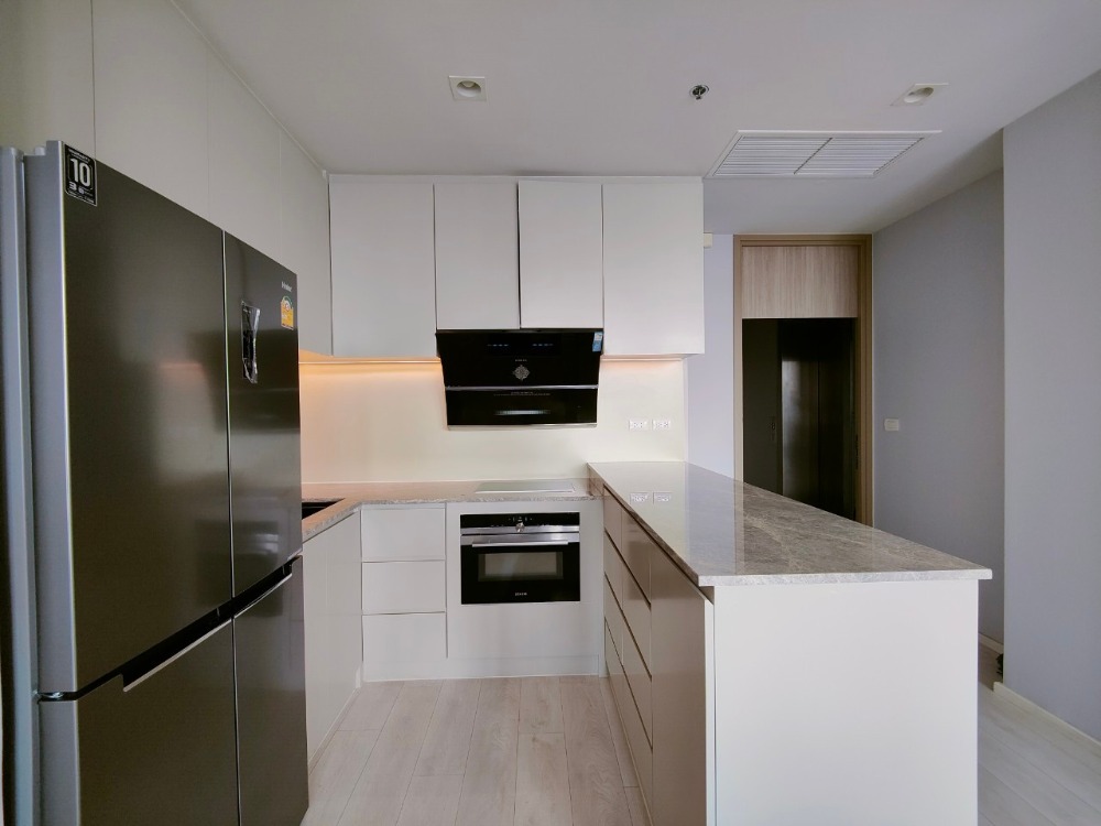 For RentCondoWitthayu, Chidlom, Langsuan, Ploenchit : Brand new modern luxury Noble Ploenchit 2bedroom2bathroom with private lift