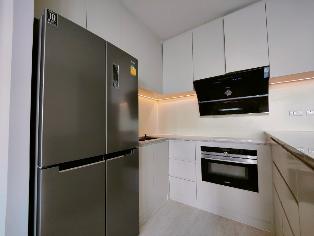 For RentCondoWitthayu, Chidlom, Langsuan, Ploenchit : Brand new modern luxury Noble Ploenchit 2bedroom2bathroom with private lift