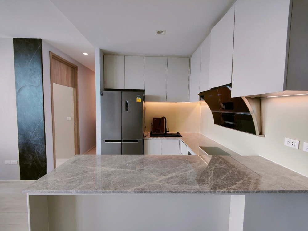 For RentCondoWitthayu, Chidlom, Langsuan, Ploenchit : Brand new modern luxury Noble Ploenchit 2bedroom2bathroom with private lift