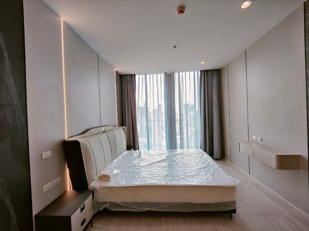 For RentCondoWitthayu, Chidlom, Langsuan, Ploenchit : Brand new modern luxury Noble Ploenchit 2bedroom2bathroom with private lift
