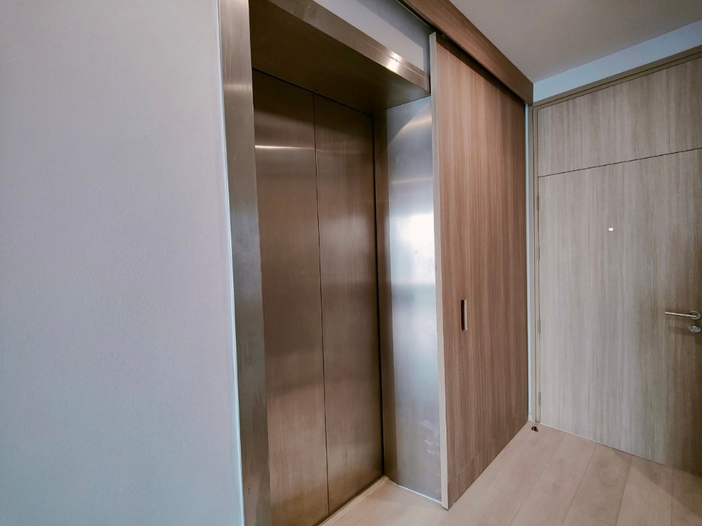 For RentCondoWitthayu, Chidlom, Langsuan, Ploenchit : Brand new modern luxury Noble Ploenchit 2bedroom2bathroom with private lift