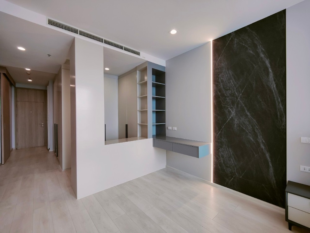 For RentCondoWitthayu, Chidlom, Langsuan, Ploenchit : Brand new modern luxury Noble Ploenchit 2bedroom2bathroom with private lift