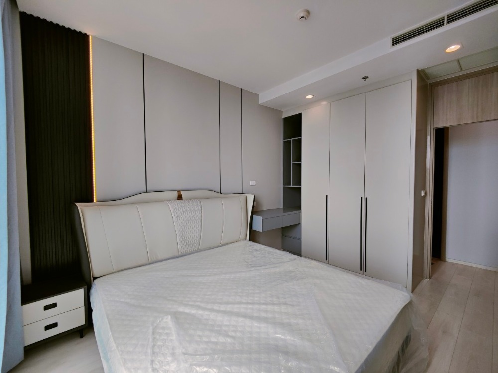 For RentCondoWitthayu, Chidlom, Langsuan, Ploenchit : Brand new modern luxury Noble Ploenchit 2bedroom2bathroom with private lift