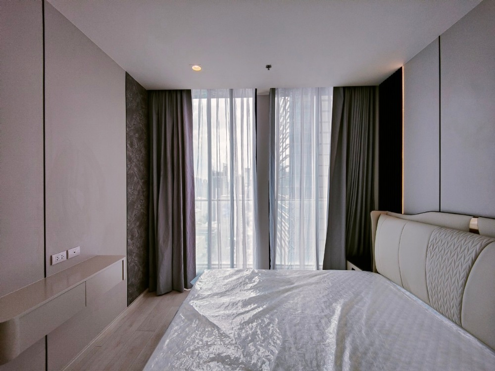 For RentCondoWitthayu, Chidlom, Langsuan, Ploenchit : Brand new modern luxury Noble Ploenchit 2bedroom2bathroom with private lift