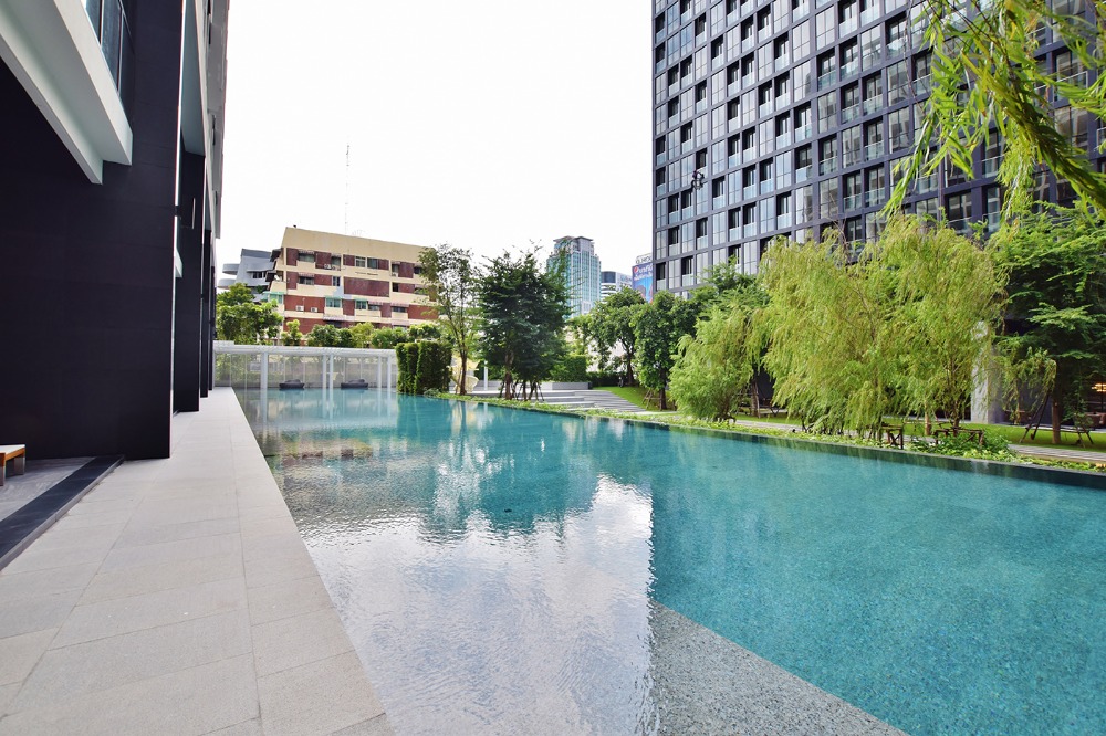 For RentCondoWitthayu, Chidlom, Langsuan, Ploenchit : Brand new modern luxury Noble Ploenchit 2bedroom2bathroom with private lift