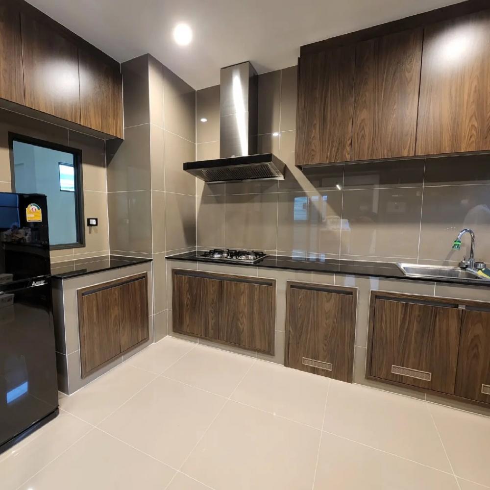 For SaleHousePathum Thani,Rangsit, Thammasat : Single house for sale, Setthasiri, Bangkok-Pathum Thani. Next to Laura Ville golf course, shady, green (Type Glory, the last house to see the golf course + ready to decorate)🔥