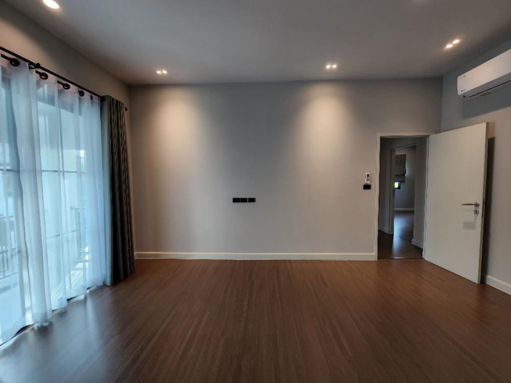 For SaleHousePathum Thani,Rangsit, Thammasat : Single house for sale, Setthasiri, Bangkok-Pathum Thani. Next to Laura Ville golf course, shady, green (Type Glory, the last house to see the golf course + ready to decorate)🔥