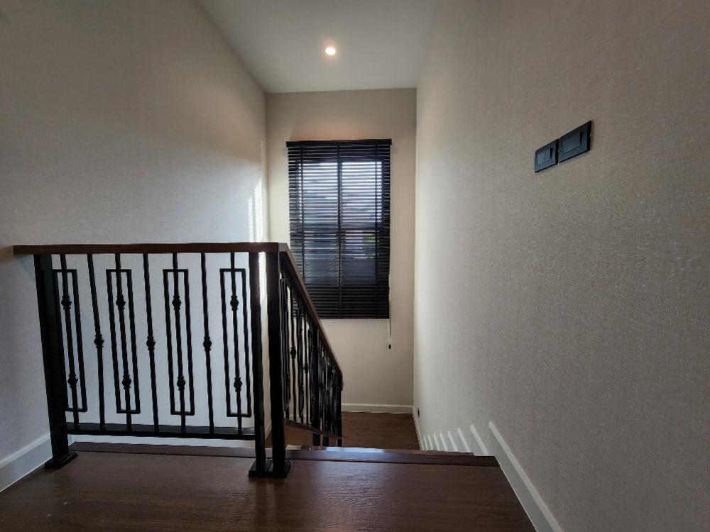 For SaleHousePathum Thani,Rangsit, Thammasat : Single house for sale, Setthasiri, Bangkok-Pathum Thani. Next to Laura Ville golf course, shady, green (Type Glory, the last house to see the golf course + ready to decorate)🔥