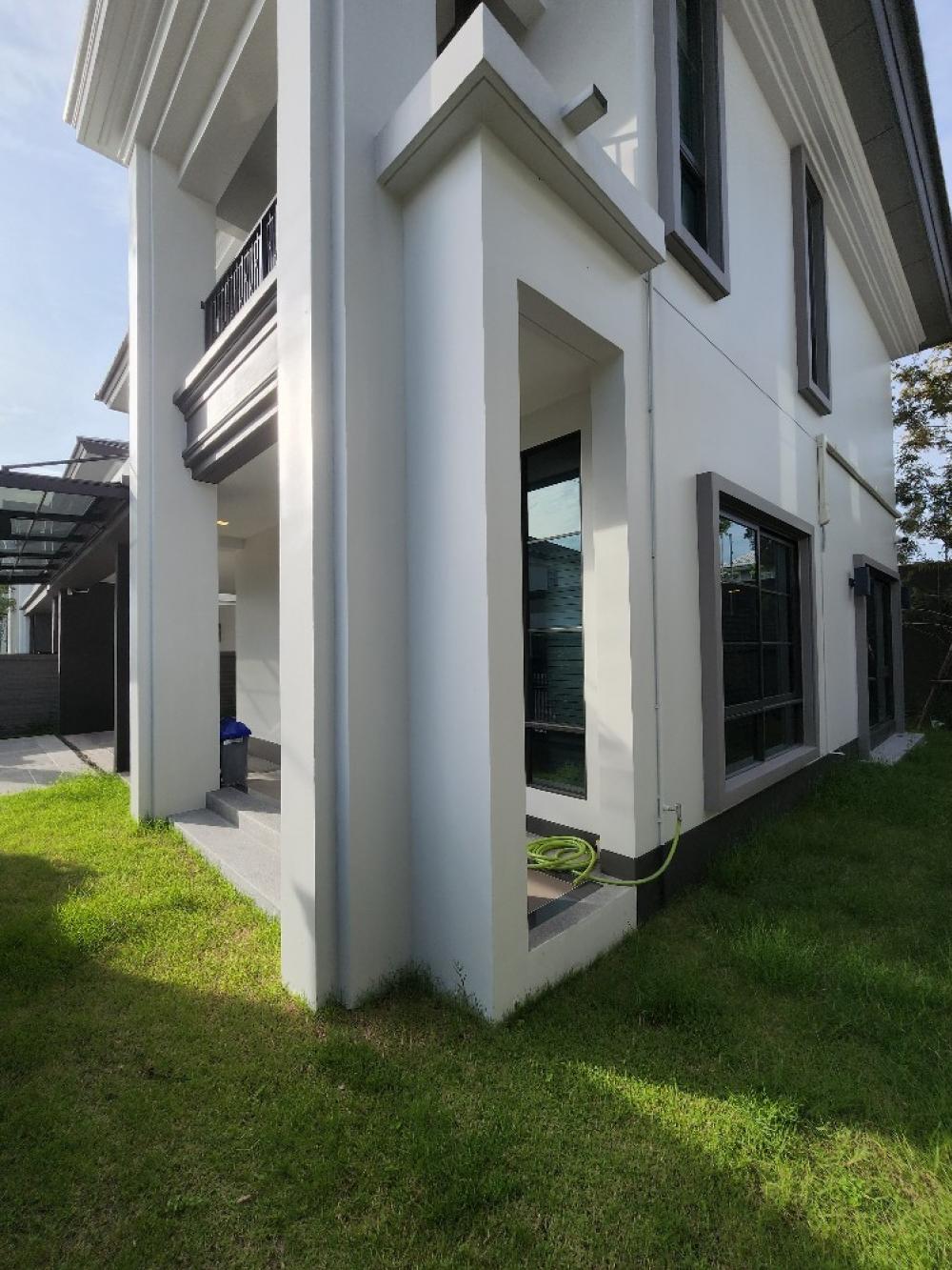 For SaleHousePathum Thani,Rangsit, Thammasat : Single house for sale, Setthasiri, Bangkok-Pathum Thani. Next to Laura Ville golf course, shady, green (Type Glory, the last house to see the golf course + ready to decorate)🔥