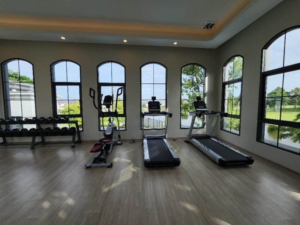 For SaleHousePathum Thani,Rangsit, Thammasat : Single house for sale, Setthasiri, Bangkok-Pathum Thani. Next to Laura Ville golf course, shady, green (Type Glory, the last house to see the golf course + ready to decorate)🔥