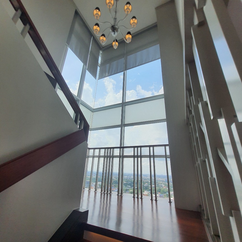 ให้เช่าคอนโดพัฒนาการ ศรีนครินทร์ : Owner Post >> ให้เช่า คอนโด ห้อง Penthouse Duplex สุดหรูที่ Four Wings Residence ศรีนครินทร์