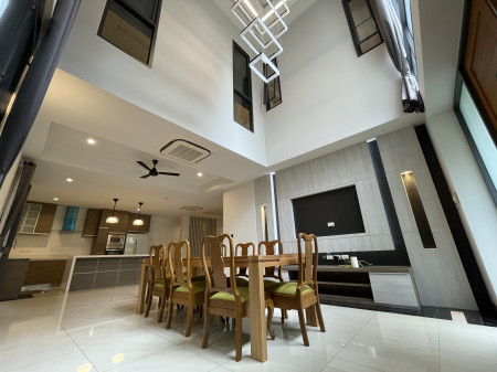 ให้เช่าบ้านบางนา แบริ่ง ลาซาล : ให้เช่า บ้านเดี่ยว 4 ชั้น ลาซาล สุขุมวิท105 ใกล้ โรงเรียน บางกอก พัฒนา แปลงมุม 4 ห้องนอน 5 ห้องน้ำ