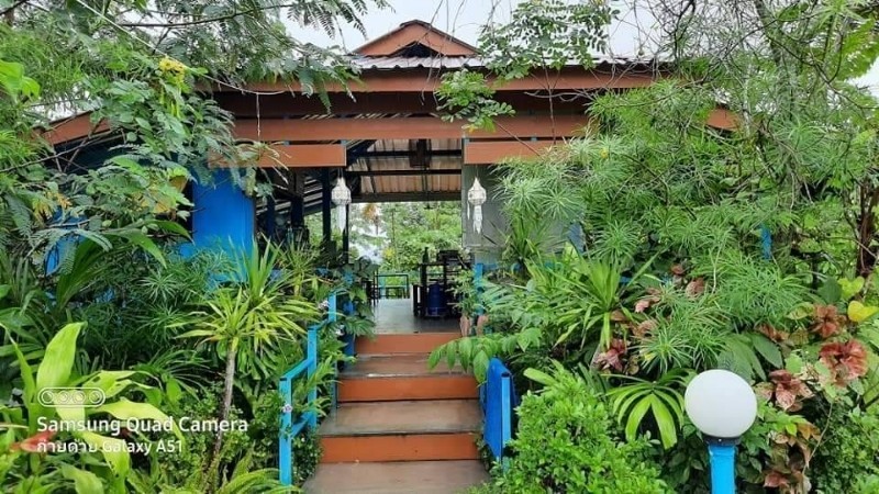 ขายร้านค้า/ตลาดนัดเชียงใหม่ : ขายที่ดิน พร้อมร้านอาหาร ขนาด 1 ไร่ 2 งาน 85 ตารางวา ตำบลสันโป่ง อำเภอแม่ริม จังหวัดเชียงใหม่