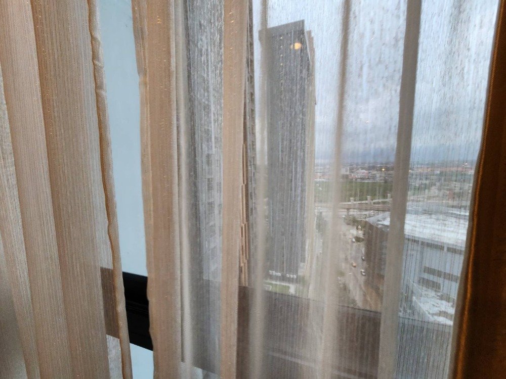 For RentCondoNonthaburi, Bang Yai, Bangbuathong : SN490.9 ** Empty room, rare, 4 air conditioners ** For rent, Plum Condo Central Station Phase 1, white tone room, good price, with washing machine.