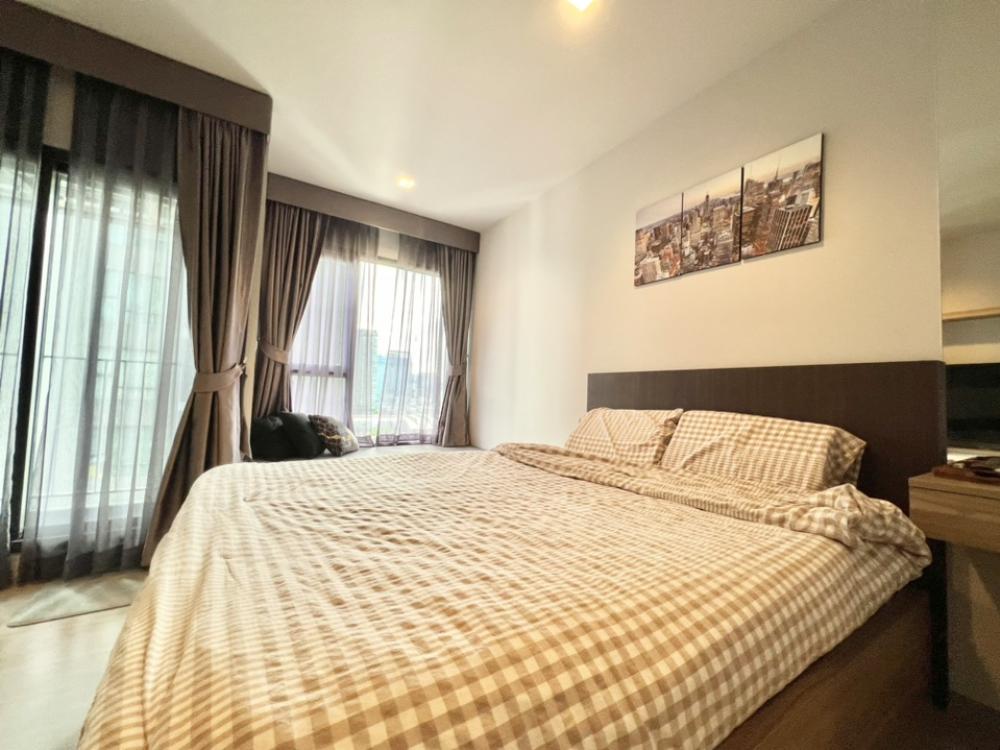 For RentCondoRama9, Petchburi, RCA : 🚨 Rent a good price 15,000.-📌Life Asoke-Rama9 📲 Call/LINE 099-289-1569