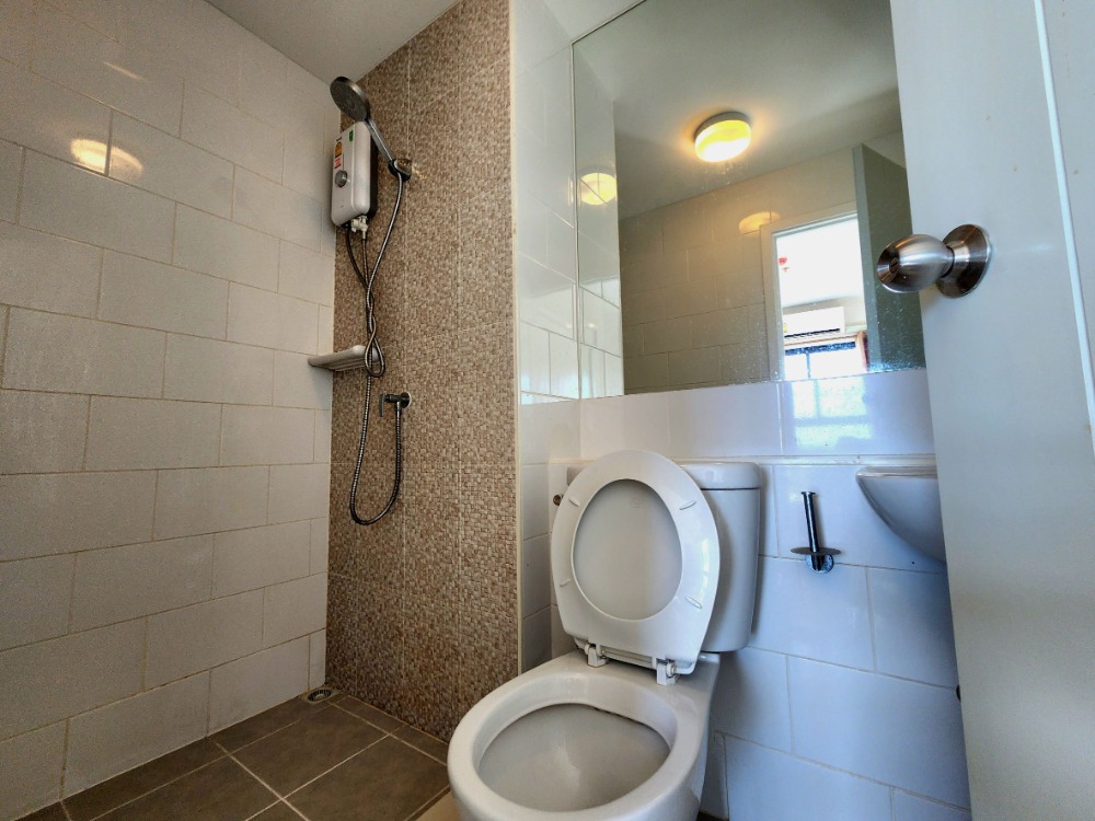 For RentCondoNonthaburi, Bang Yai, Bangbuathong : Status as shown in the cover photo**Vacant room. Corner room. Has washing machine. Has bird net** For rent Plum Condo Central Station Phase 1, 2 bedroom type**This type of room is not available oftenSN386