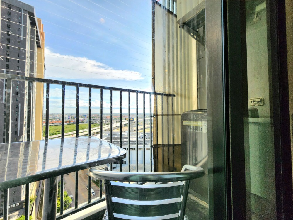 For RentCondoNonthaburi, Bang Yai, Bangbuathong : Status as shown in the cover photo**Vacant room. Corner room. Has washing machine. Has bird net** For rent Plum Condo Central Station Phase 1, 2 bedroom type**This type of room is not available oftenSN386