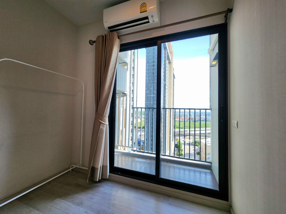 For RentCondoNonthaburi, Bang Yai, Bangbuathong : Status as shown in the cover photo**Vacant room. Corner room. Has washing machine. Has bird net** For rent Plum Condo Central Station Phase 1, 2 bedroom type**This type of room is not available oftenSN386