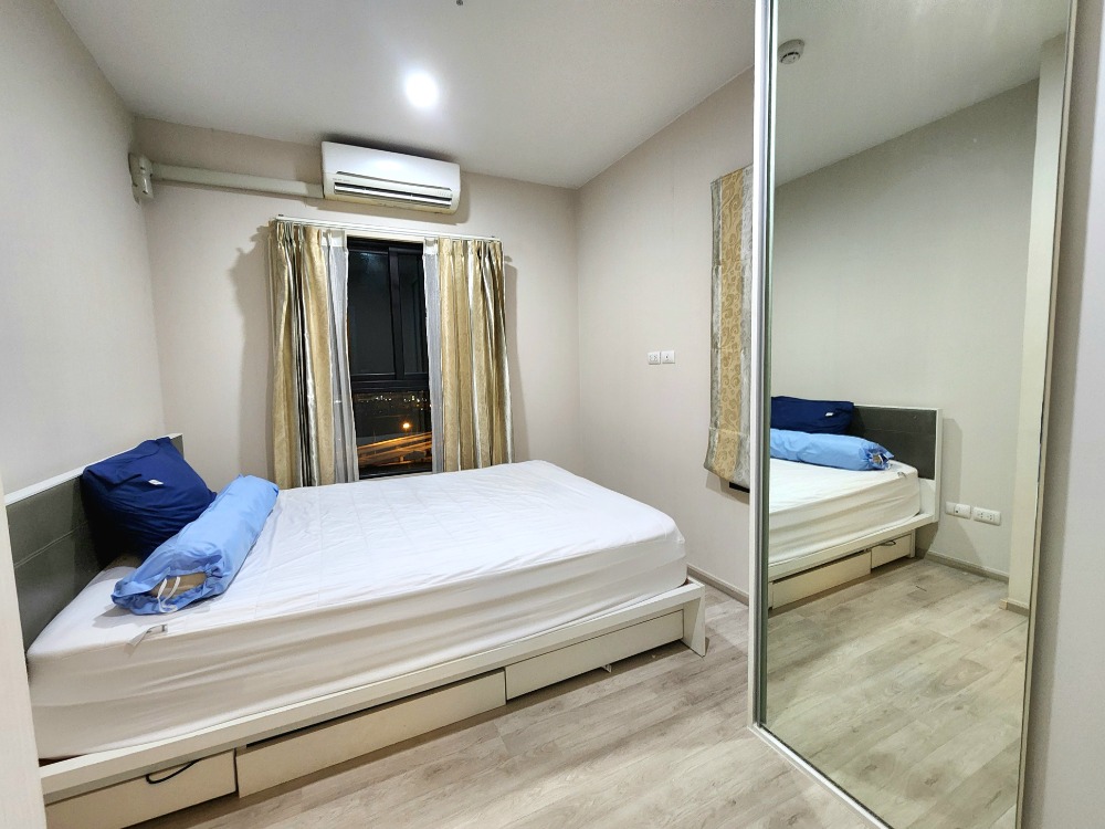 For RentCondoNonthaburi, Bang Yai, Bangbuathong : SN490.9 ** Empty room, rare, 4 air conditioners ** For rent, Plum Condo Central Station Phase 1, white tone room, good price, with washing machine.
