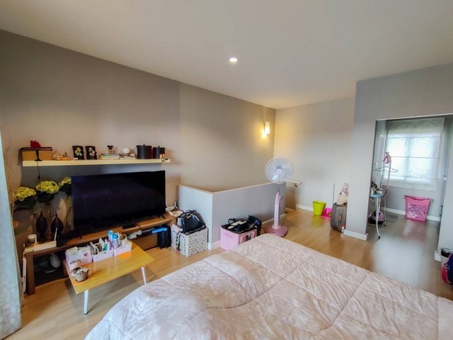 ขายทาวน์โฮมบางแค เพชรเกษม : ขายทาวน์โฮม ซิกเนเจอร์ เพชรเกษม 69 ตกแต่งหรู เฟอร์ครบ พร้อมอยู่ ขนาด 3 ชั้น 17 ตรว. 3 นอน 3 น้ำ