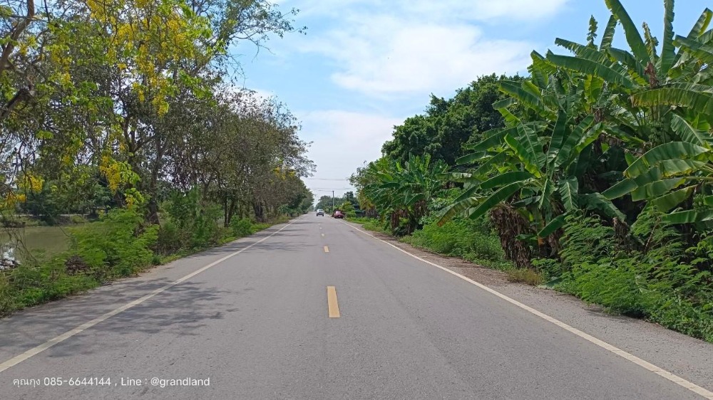 For SaleLandPathum Thani,Rangsit, Thammasat : K1302 Land for sale, not yet filled, 80 rai, next to the road 10 meters wide, along the canal 11, near Wat Pa Khlong 11, only 4 km.