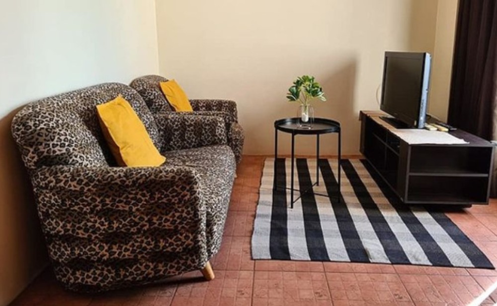 ขายคอนโดราชเทวี พญาไท : Pathumwan Resort 75 sq.m. Eng 中 日 Please add LINE ID @806qphgn o8415o5483 Sell 5,500,000 B rent 25,000 B