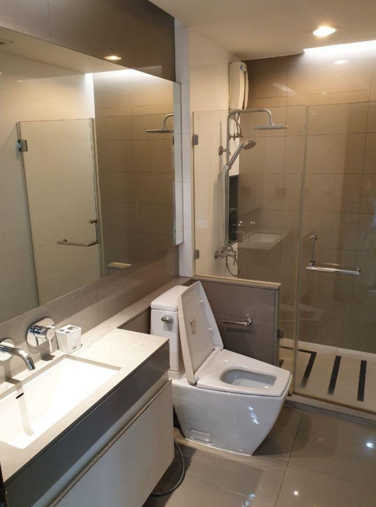 For RentCondoRatchathewi,Phayathai : The Address Pathumwan 2 Bed Eng 中 日 Please add LINE ID @806qphgn o8415o5483 Sell 9 MB