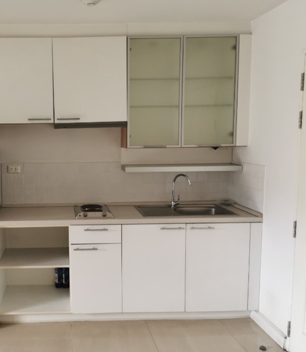 ขายคอนโดสยาม จุฬา สามย่าน : Condo One Siam Eng 中 日 Please add LINE ID @806qphgn o8415o5483 Sell 6,499,800 B Rent 20,000 B