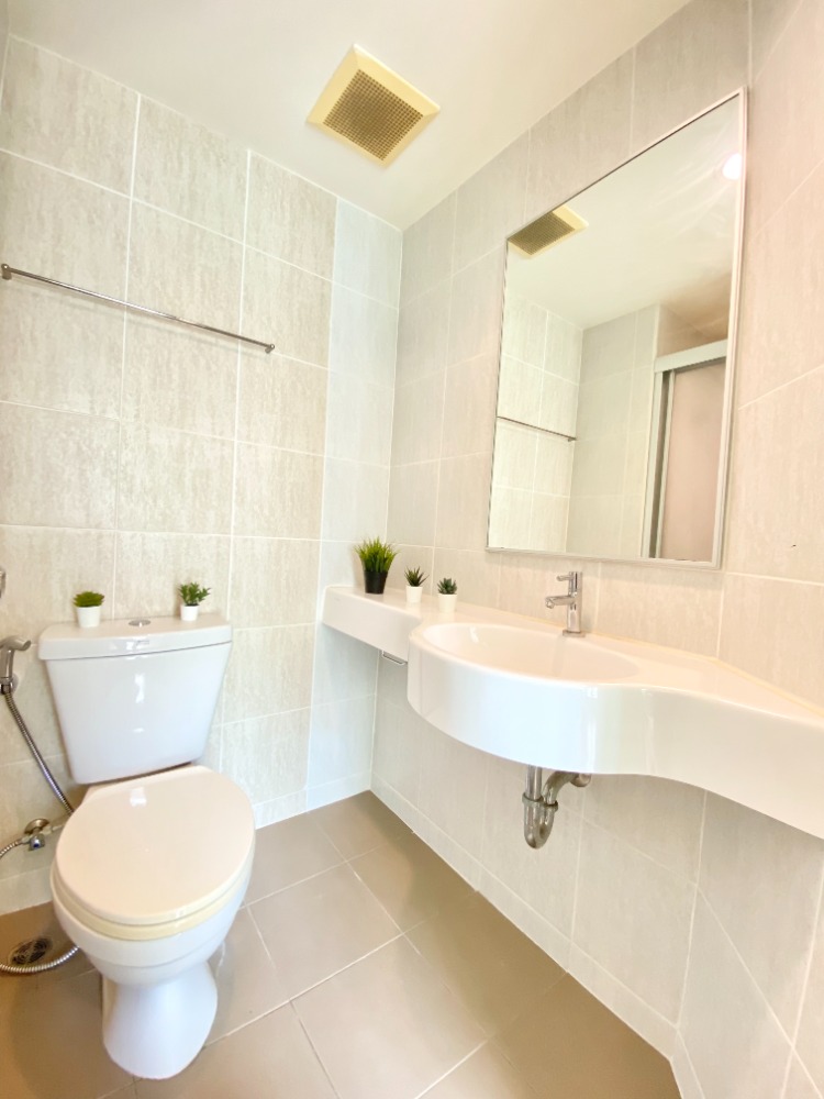 ให้เช่าคอนโดนวมินทร์ รามอินทรา : ให้เช่า Lumpini Park Nawamin-Sriburapha ขนาด 26 ตรม. ราคา 7,500 บาท เฟอร์นิเจอร์เครื่องใช้ไฟฟ้าครบ