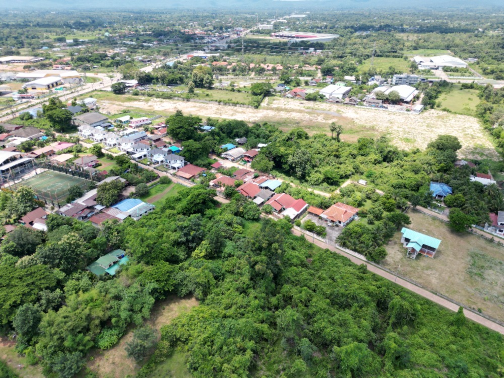 ขายที่ดินสกลนคร : ขายที่ดินราคาดีมาก ขายที่ดินสกลนคร ซอยหนองมันปลา 10 สี่แยกบายพาส 3-3-58 ไร่